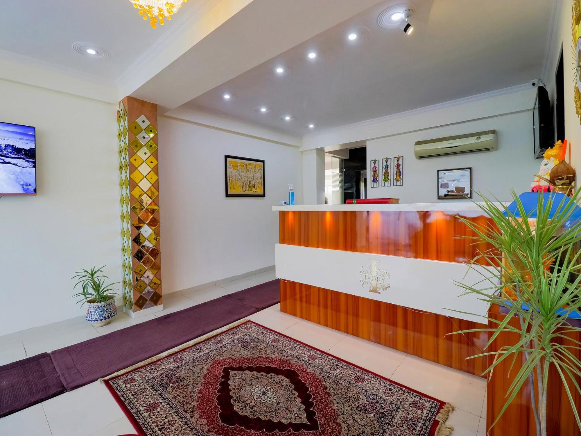 Treebo Rejoice 52 - 3Km From Huda City Metro Station Badshahpur Exterior foto