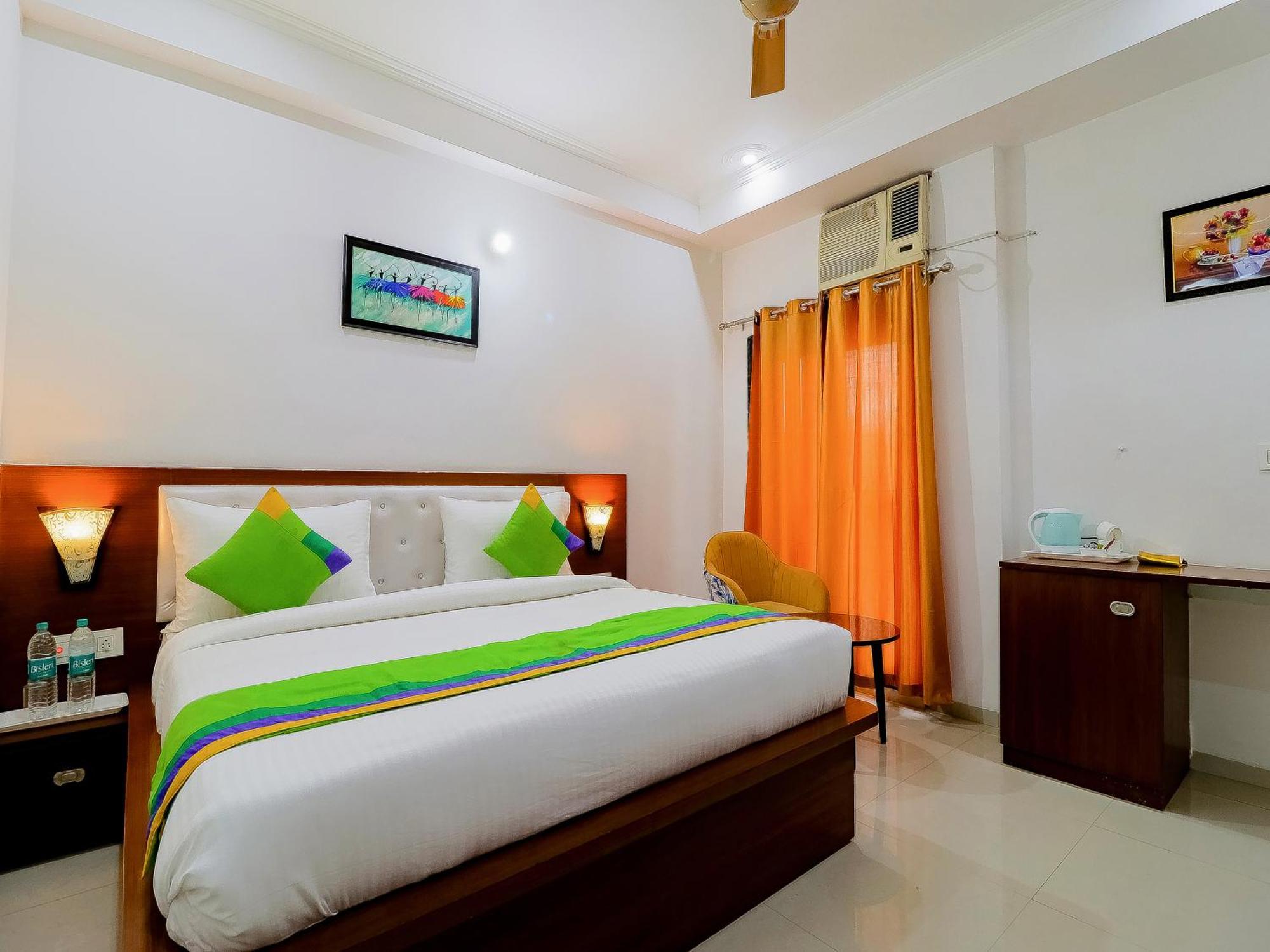 Treebo Rejoice 52 - 3Km From Huda City Metro Station Badshahpur Exterior foto