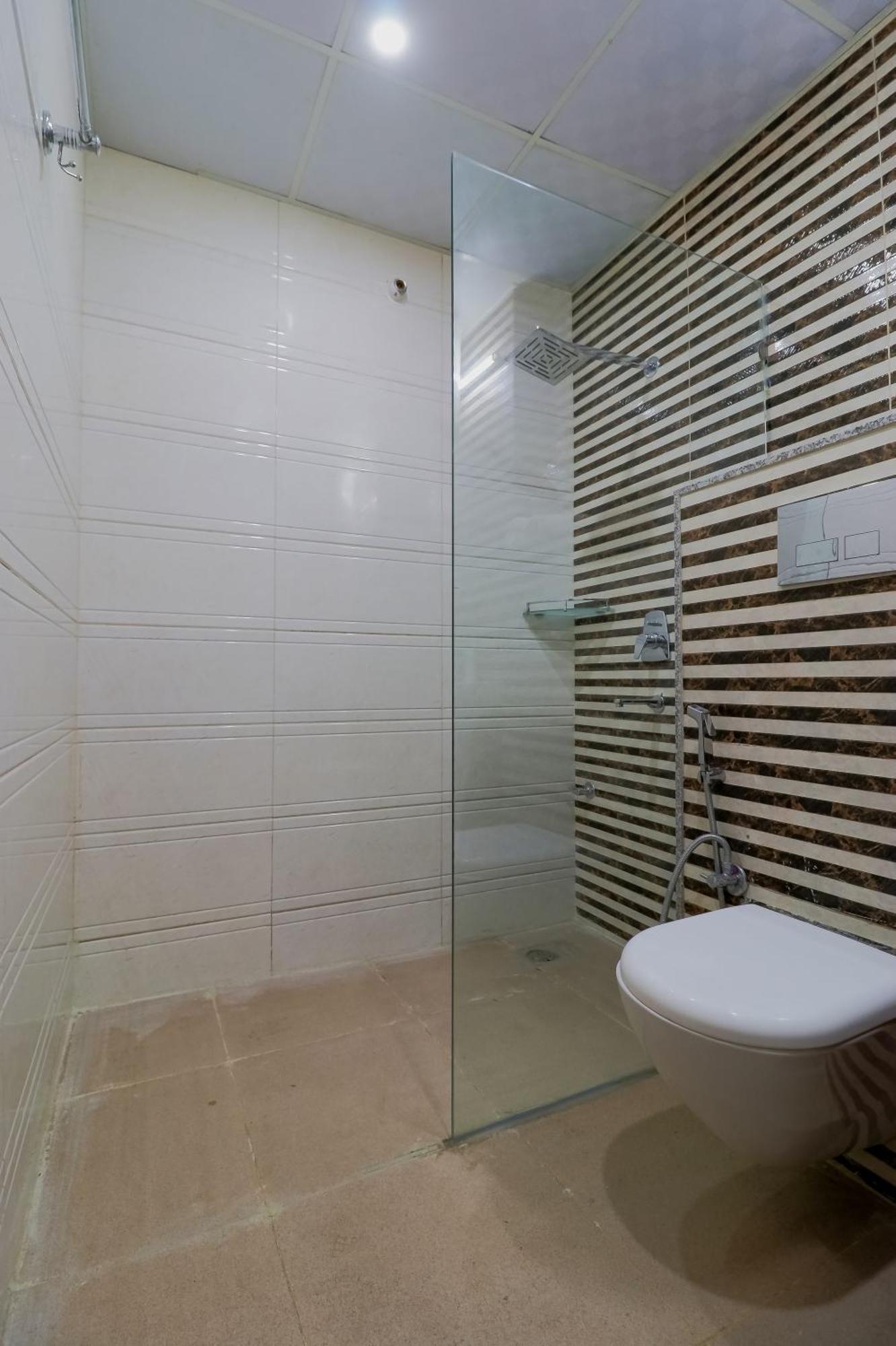 Treebo Rejoice 52 - 3Km From Huda City Metro Station Badshahpur Exterior foto